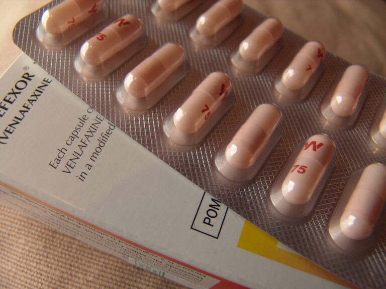FDA Approves Generic Version of Depression Drug Effexor XR