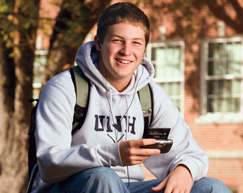 Focusing on Others Can Decrease Freshman Year Anxiety