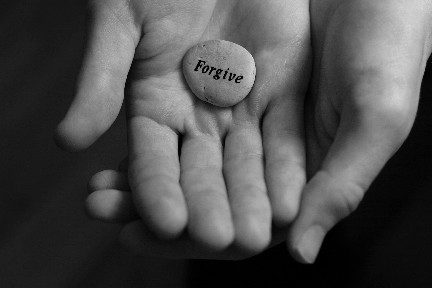 Study Shows People Who Forgive Are Happier