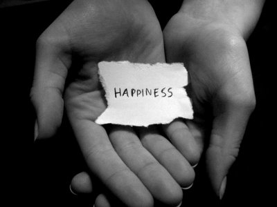 Positive Psychologists Identify 4 Strategies for Happiness